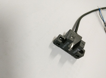 電渦流傳感器有什么缺點(diǎn)，與電渦流式傳感器有什么不同？